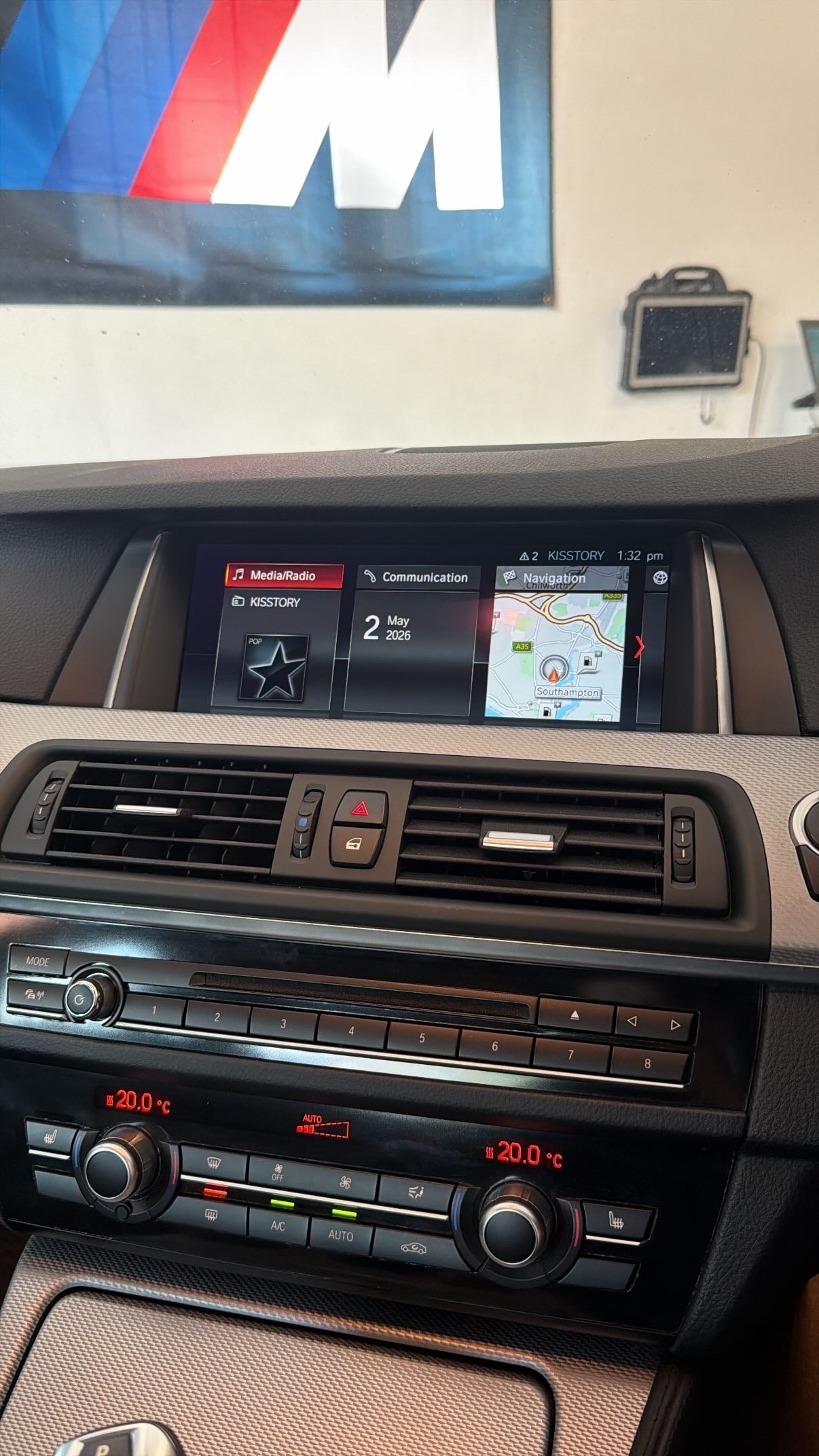 BMW Pro Navigation NBT Evo ID6 IDrive upgrade With CarPlay