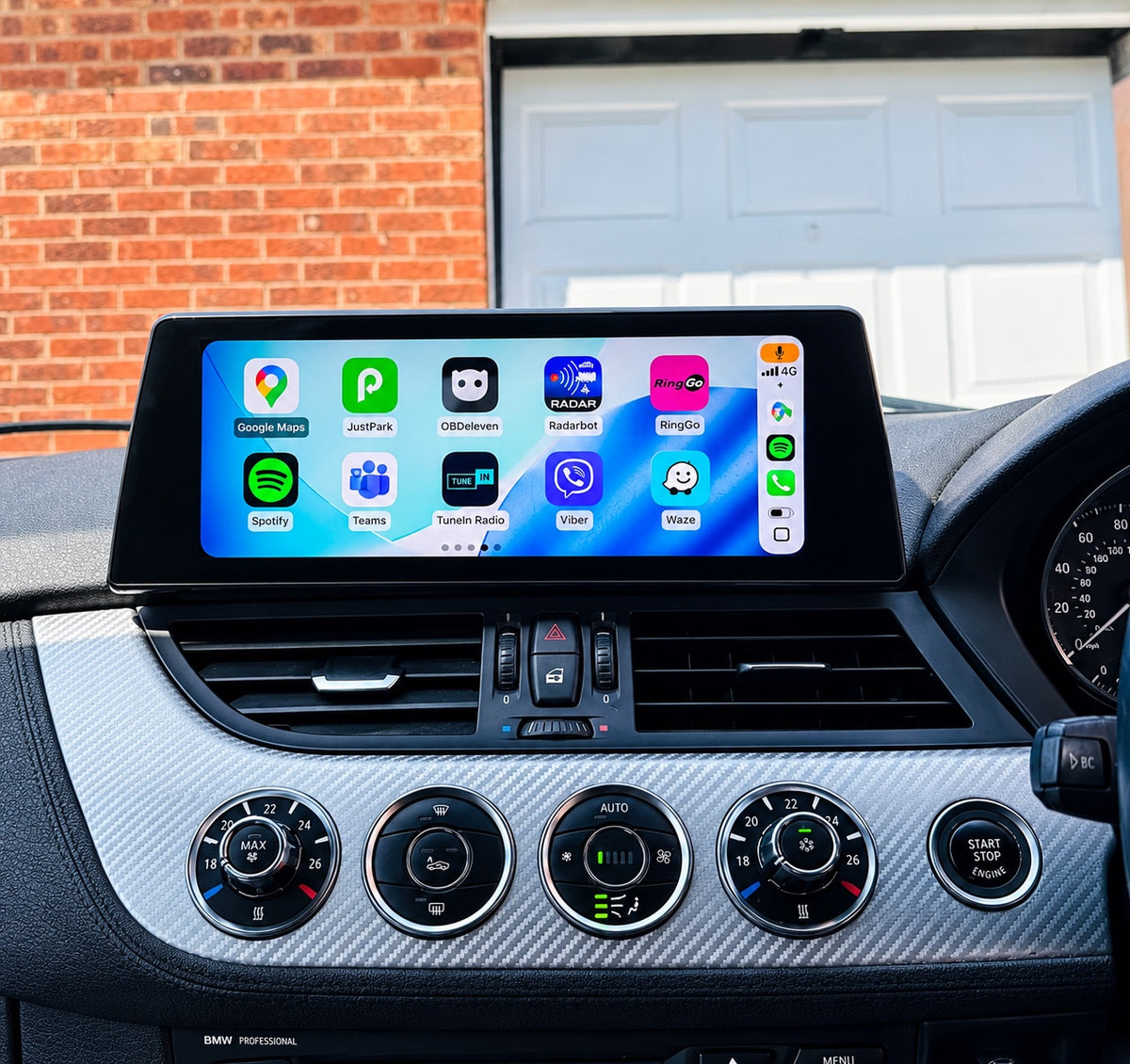 BMW Z4 E89 Android touchscreen retrofit installation photograph