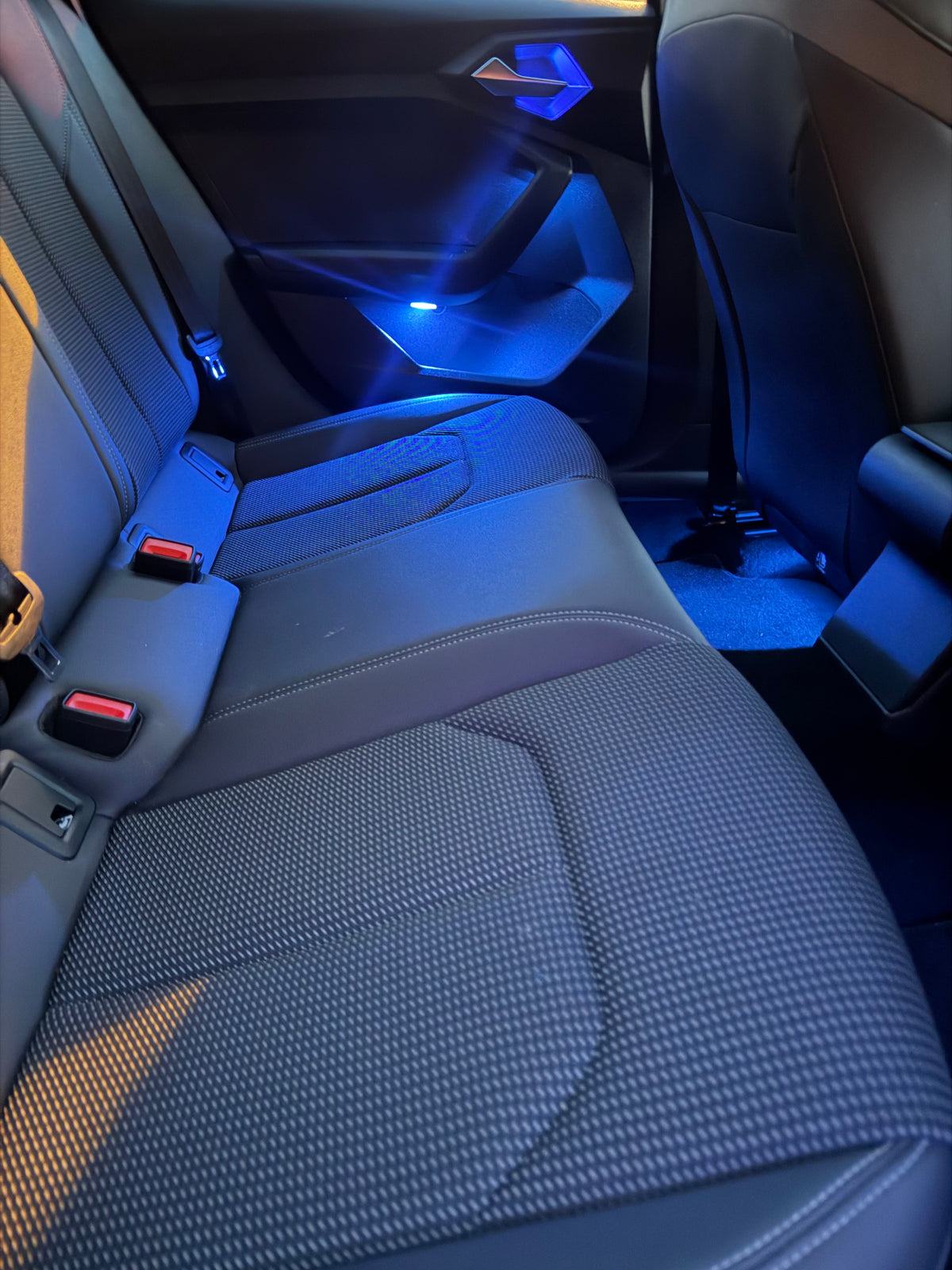 AUDI A1 OEM AMBIENT LIGHTING
