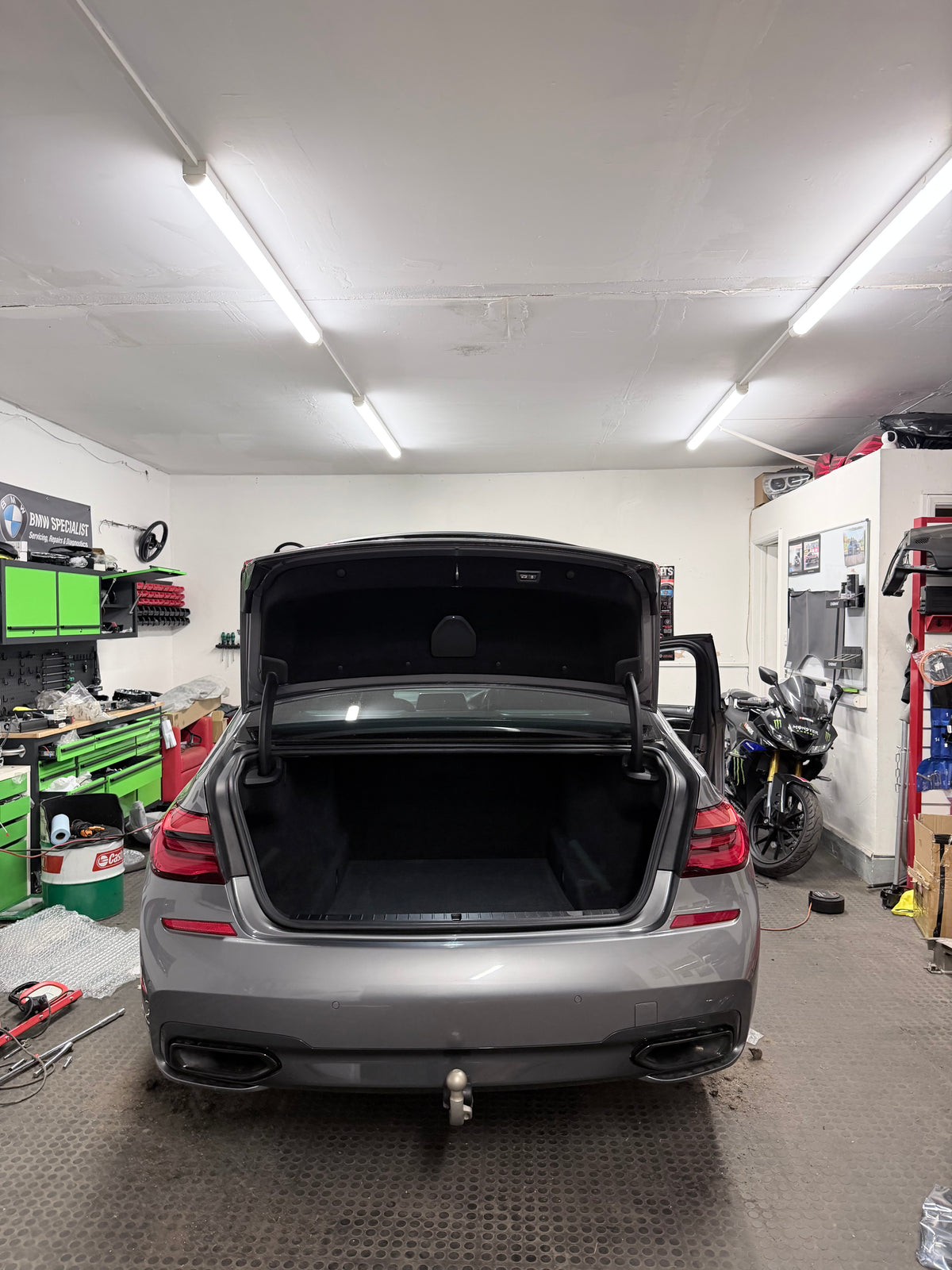 GENUINE BMW OEM SWIVEL TOWBAR RETROFIT