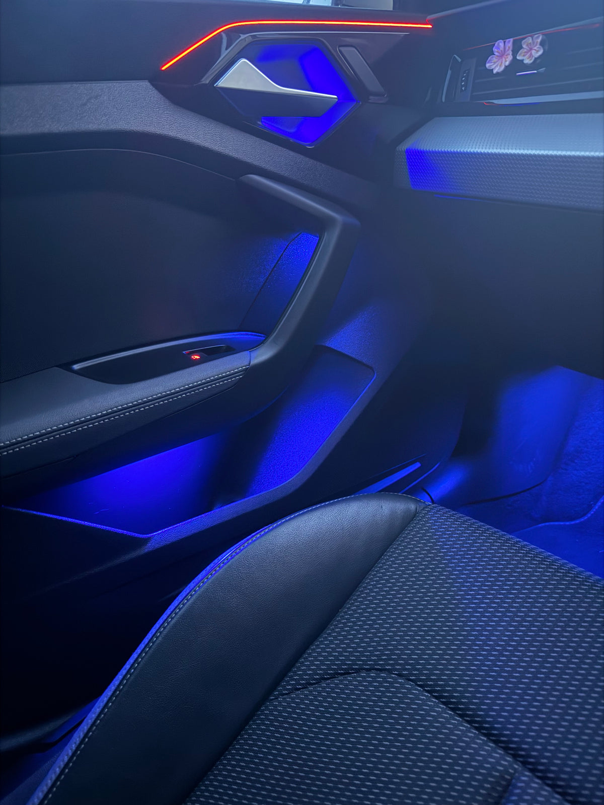AUDI A1 OEM AMBIENT LIGHTING