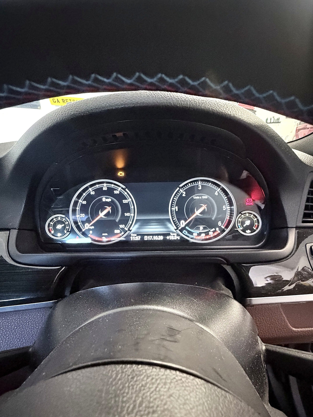 GA Retrofits BMW 6WB digital cluster